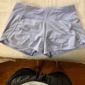 Lululemon Speed up Short 2.5